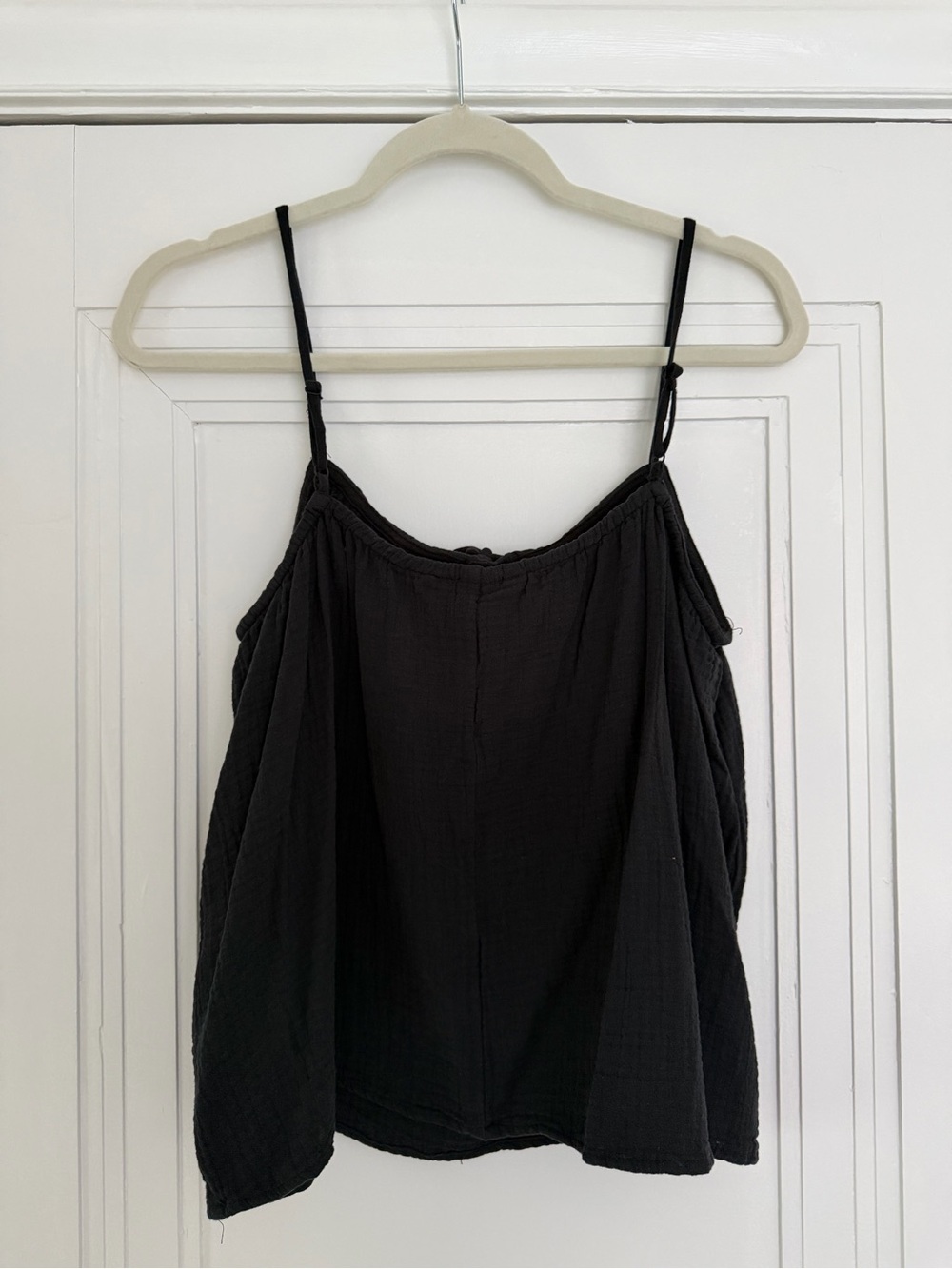 H&M Black Spaghetti Strap Camisole with Front Tie - Picture 2 of 2